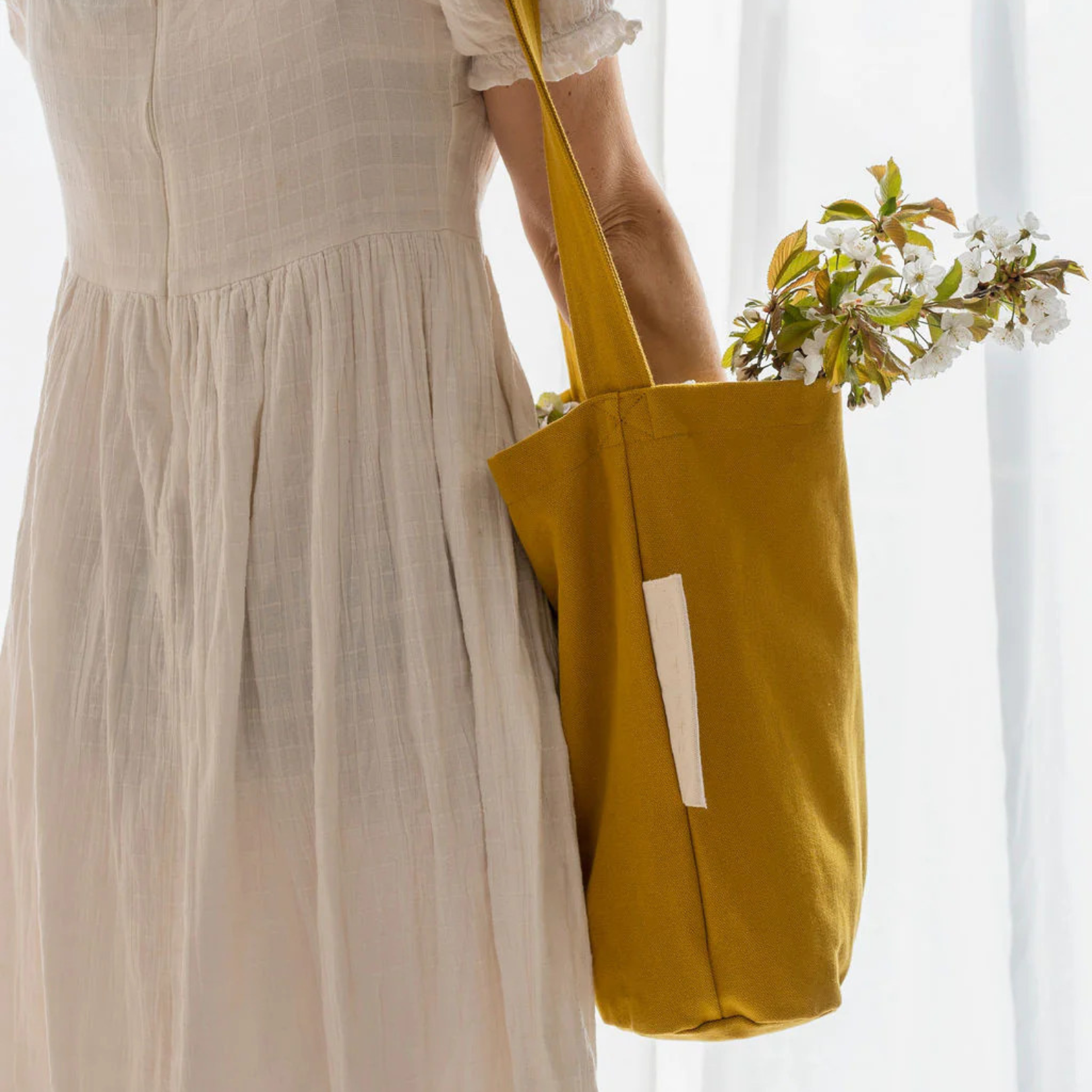 Mira Canvas Bag